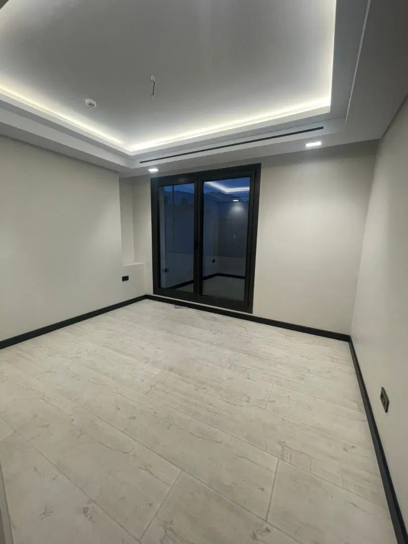 ۱۴۰ متر ۲ پارکینگ ۳ خواب ( مدرن ) پلاک طلایی - Widok 3