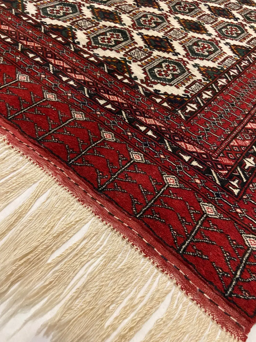 فرش|گلیم، جاجیم، گبه|تهران, دروس|دیوار