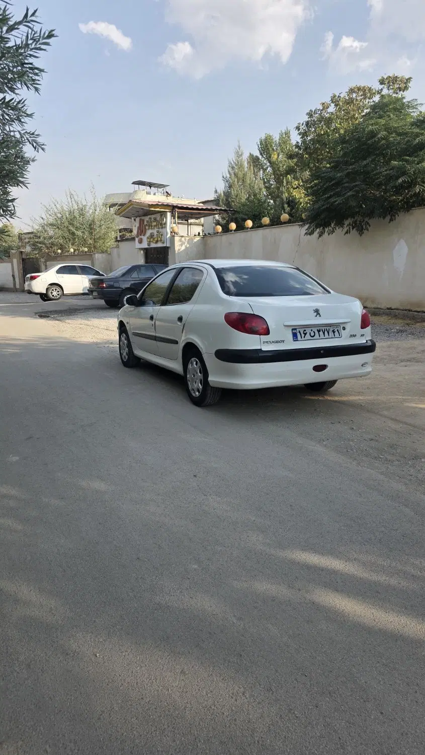 206 SDv8|خودرو سواری و وانت|بروجرد, |دیوار