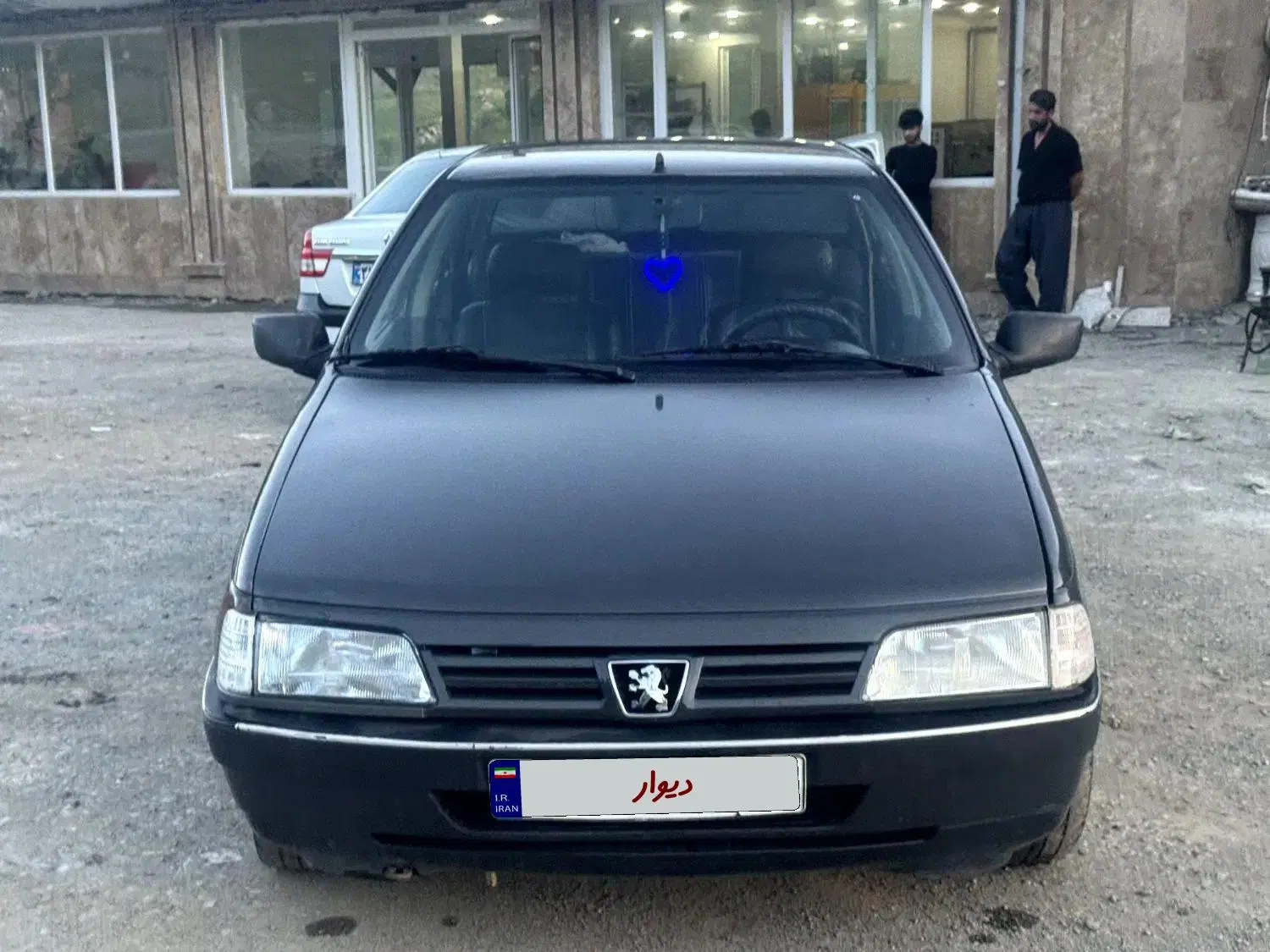 405مدل 83|خودرو سواری و وانت|مریوان, |دیوار