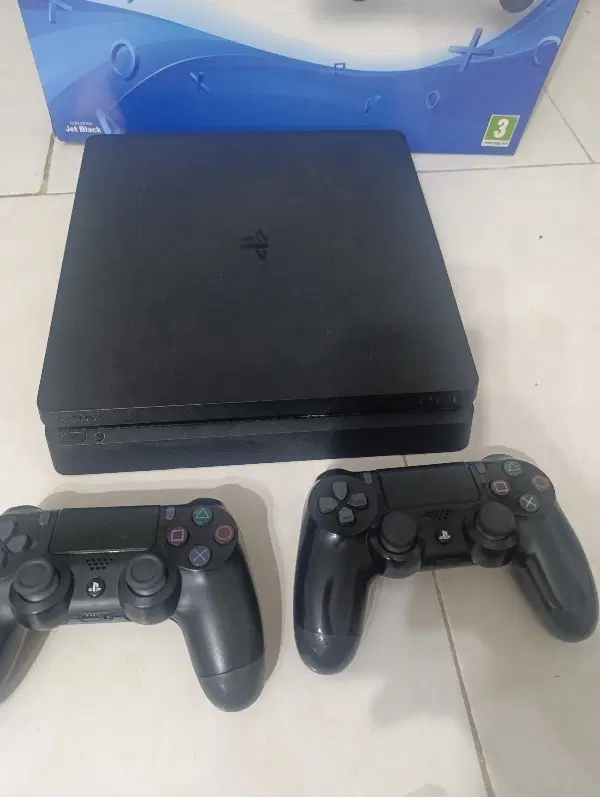PS4 SLIM 1TERA 2DASTE full game|کنسول، بازی ویدئویی و آنلاین|رشت, کوی مهر|دیوار