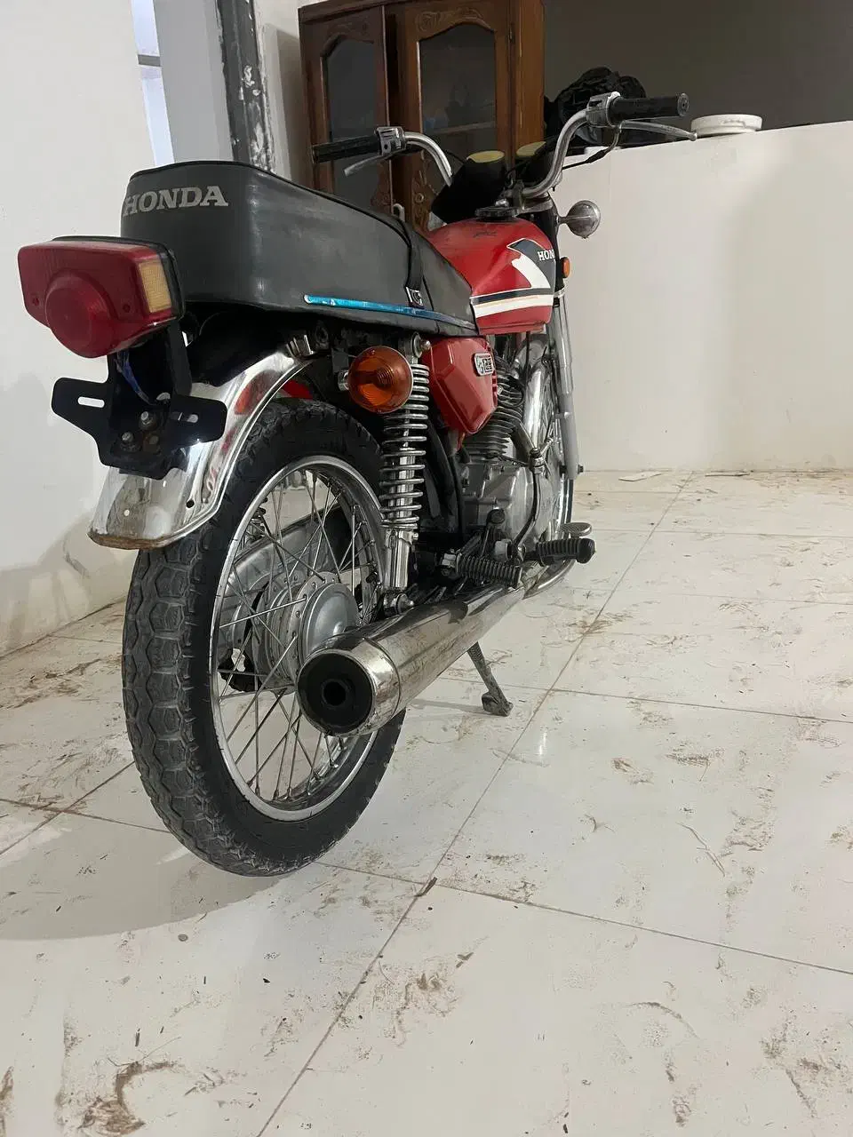 مدل 67|موتورسیکلت|آبپخش, |دیوار