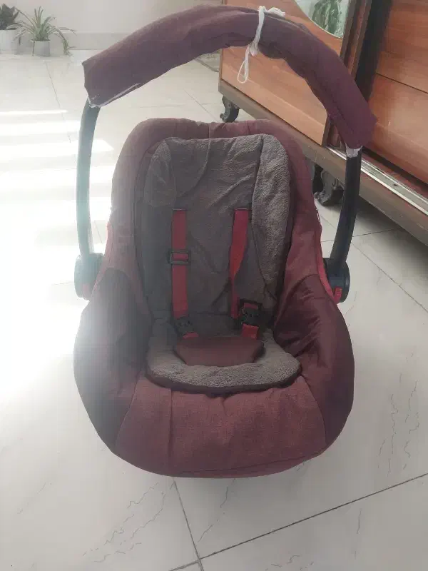 کریر|کالسکه و لوازم جانبی|ارومیه, |دیوار