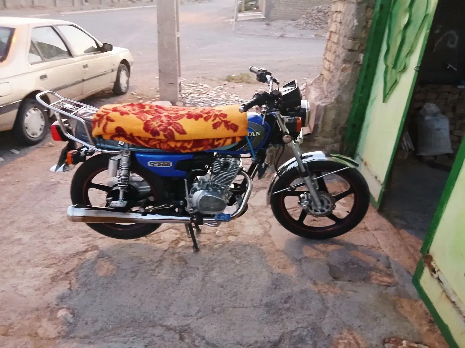 200احسان402|موتورسیکلت|جلگه ماژان, |دیوار