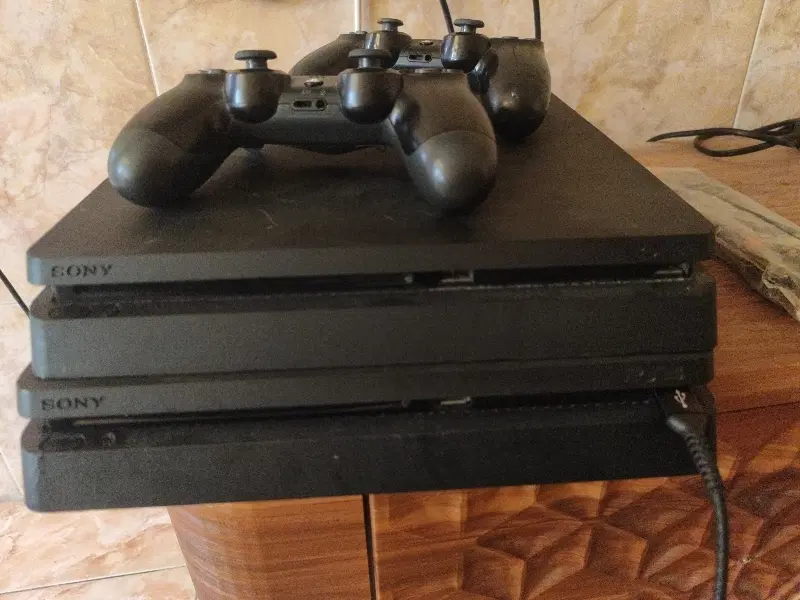 2 ps4 slem|کنسول، بازی ویدئویی و آنلاین|بندرعباس, |دیوار