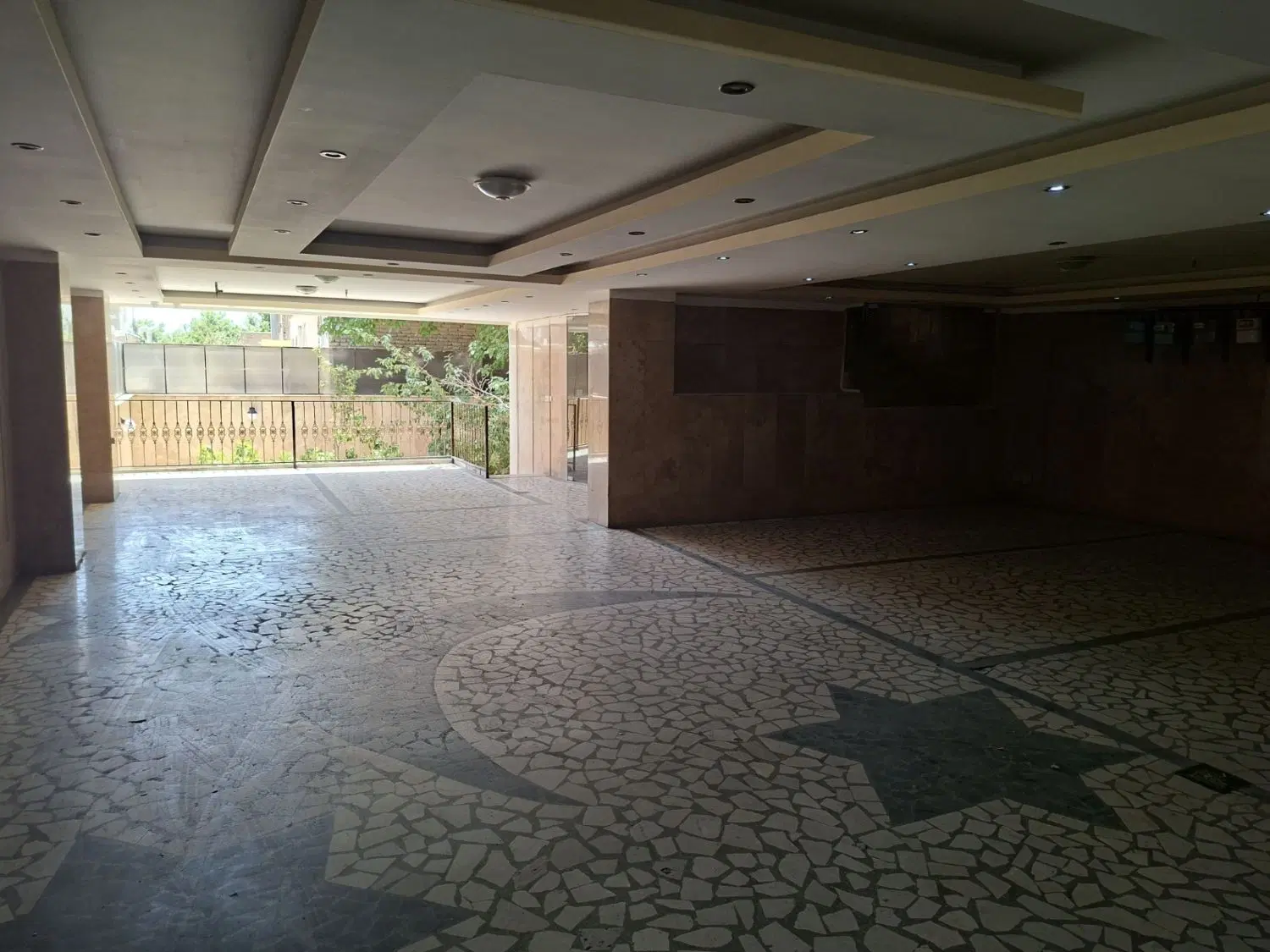 آپارتمان۱۰۰متر /فول امکانات /طبقه۳ – další