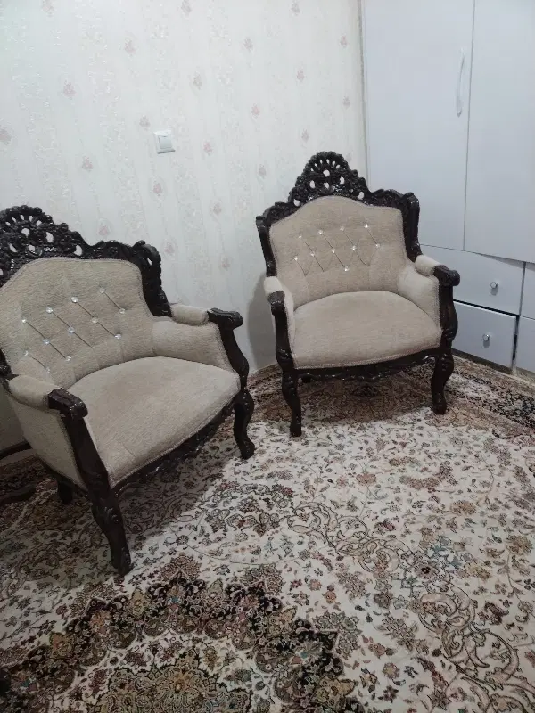 دوعدد مبل|مبلمان خانگی و میز عسلی|مشهد, شهرک مهر آباد|دیوار