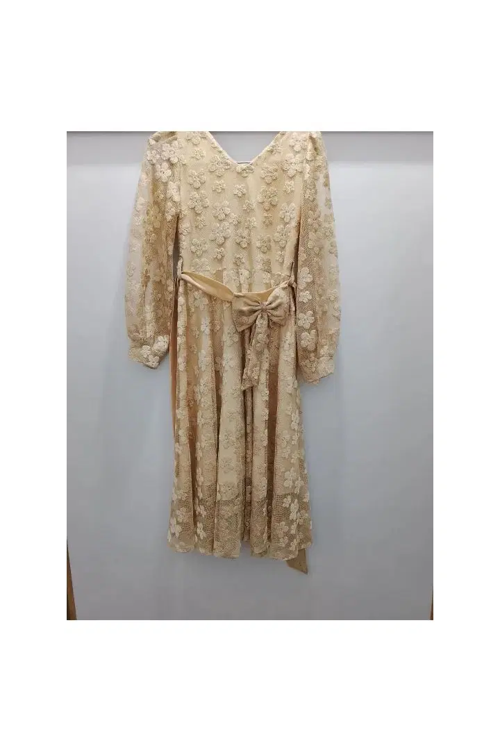 مجلسی|لباس|خوی, |دیوار