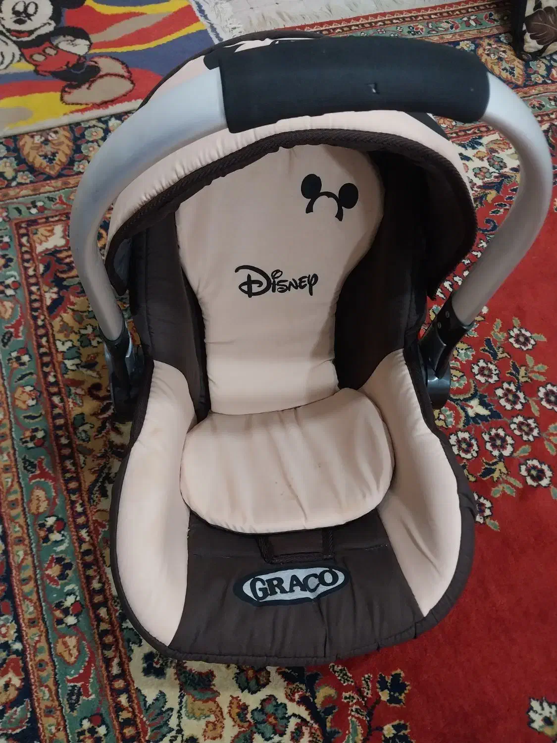 کریر|کالسکه و لوازم جانبی|چغادک, |دیوار