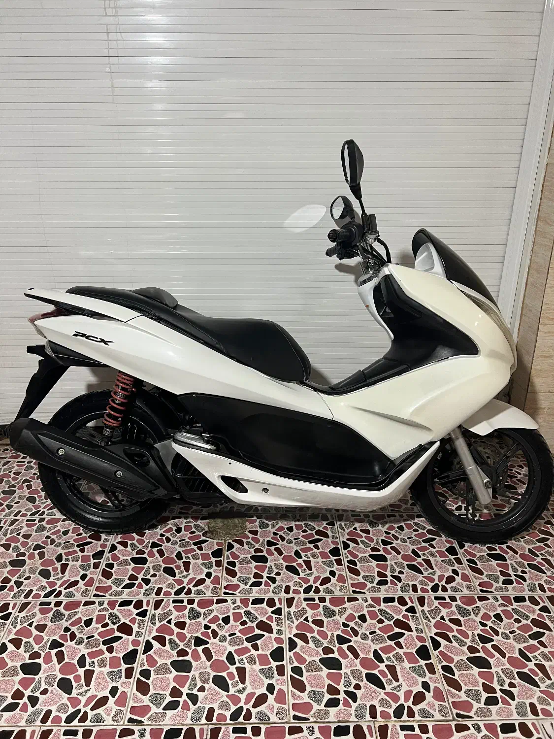 PCX125 2013|موتورسیکلت|اهرم, |دیوار