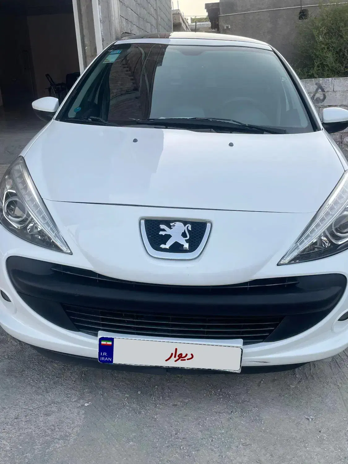 پژو ۲۰۷|خودرو سواری و وانت|کهنوج, |دیوار
