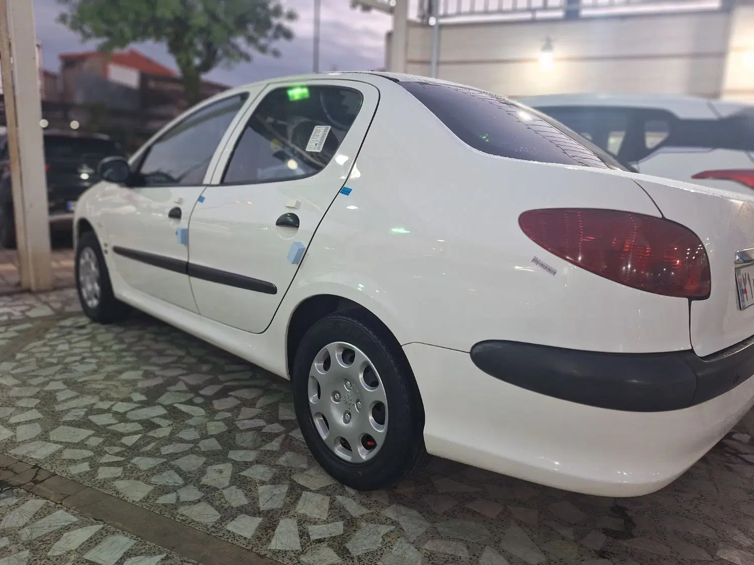 ۲۰۶ sd v8|خودرو سواری و وانت|رشت, استقامت ۱|دیوار