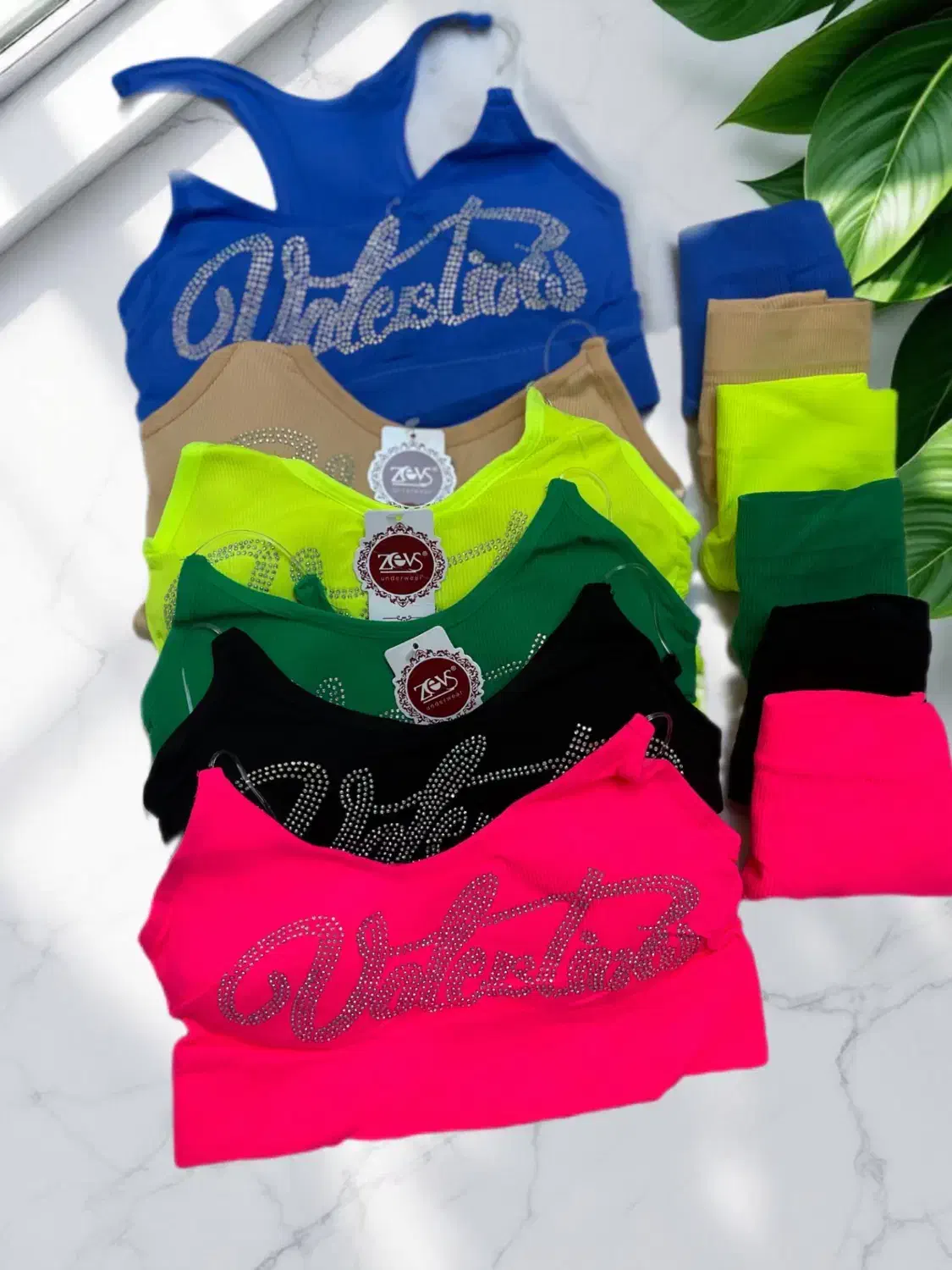 لباس زیر|لباس|قم, هنرستان|دیوار