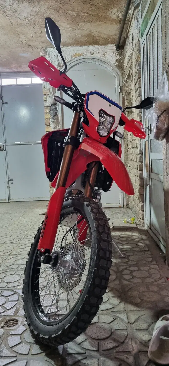 هانست ۲۵۰CRF|موتورسیکلت|شیراز, هفت تنان|دیوار