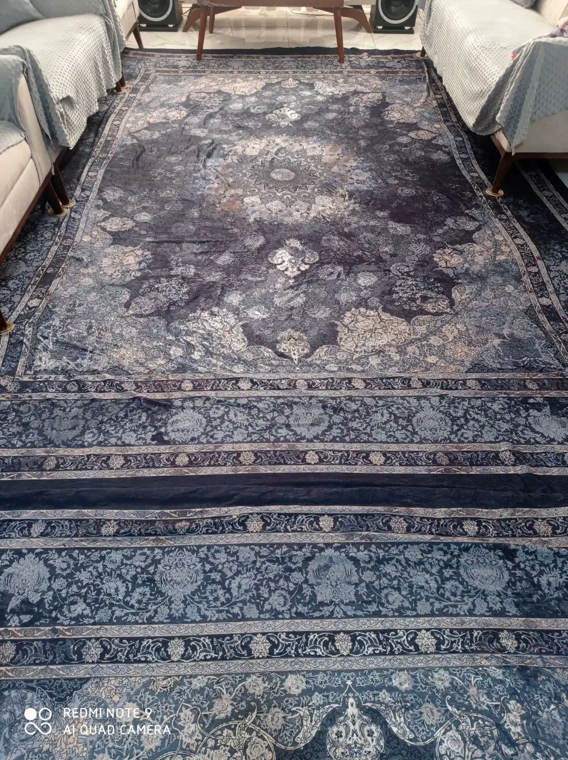 روفرشی|روفرشی|بهارستان, |دیوار