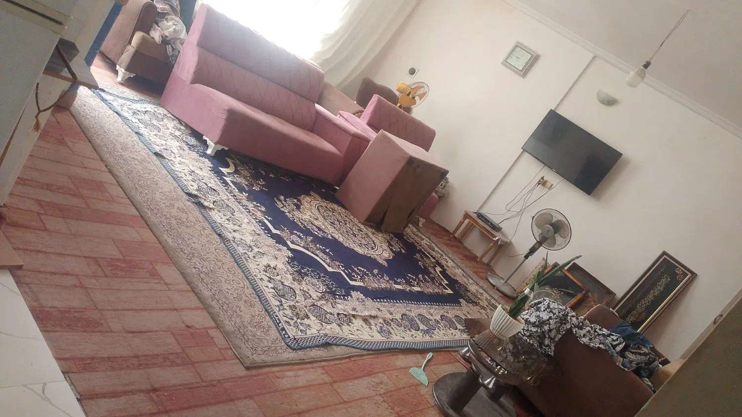 مبل|مبلمان خانگی و میز عسلی|تربت‌حیدریه, سرمحله|دیوار