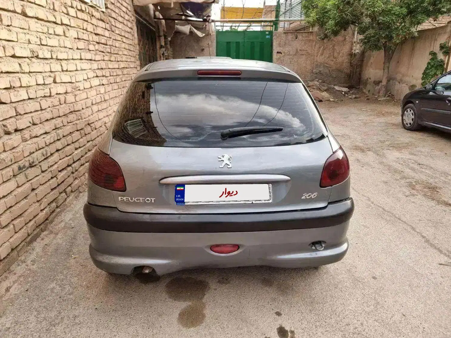 206تیپ2|خودرو سواری و وانت|بم, |دیوار