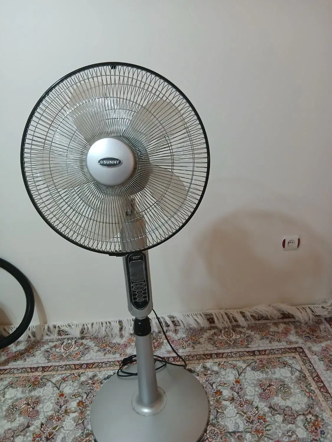 پنکه|پنکه و تصفیه‌کنندهٔ هوا|کیاشهر, |دیوار