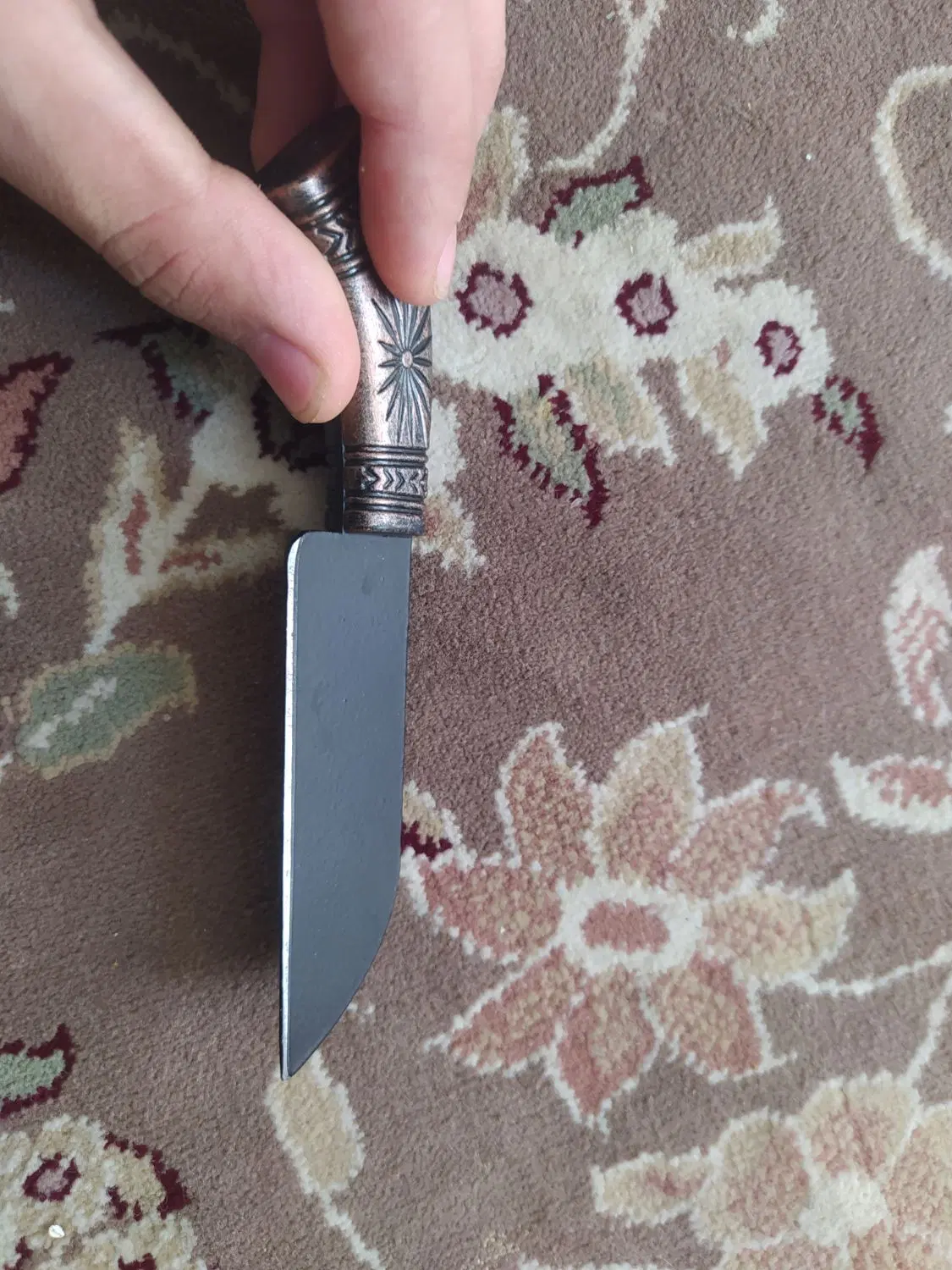 چاقو|ابزارآلات|شیروان (خراسان), |دیوار