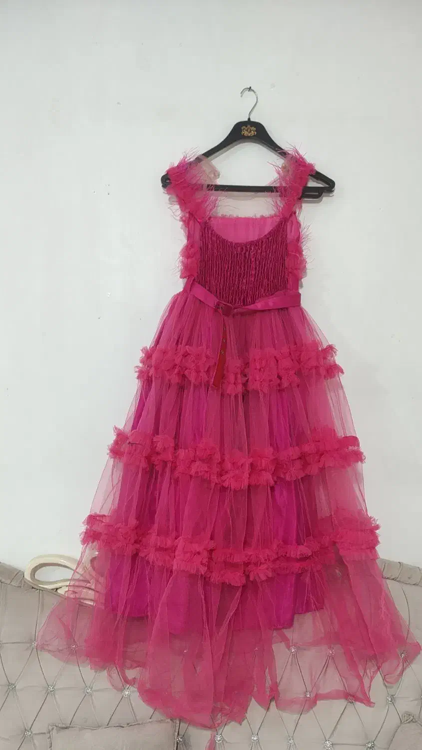 لباس|لباس|بروجرد, |دیوار