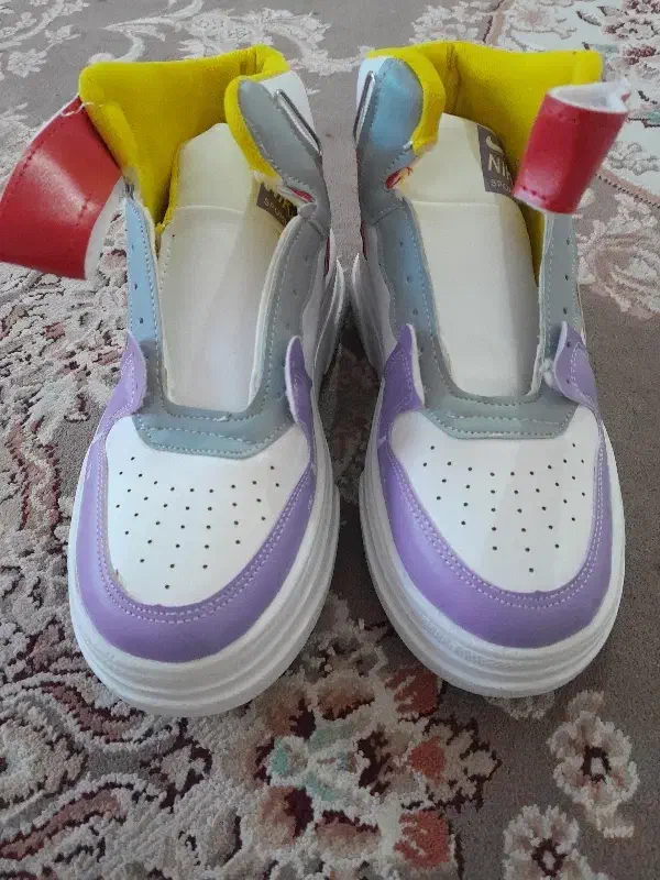 سایر ۳۴|کیف، کفش، کمربند|قم, وادی السلام|دیوار