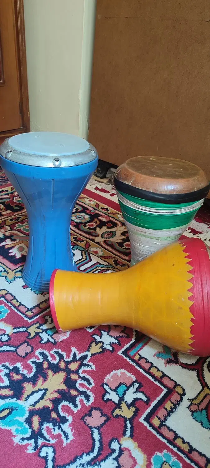 تمپو|درام و پرکاشن|تبریز, |دیوار