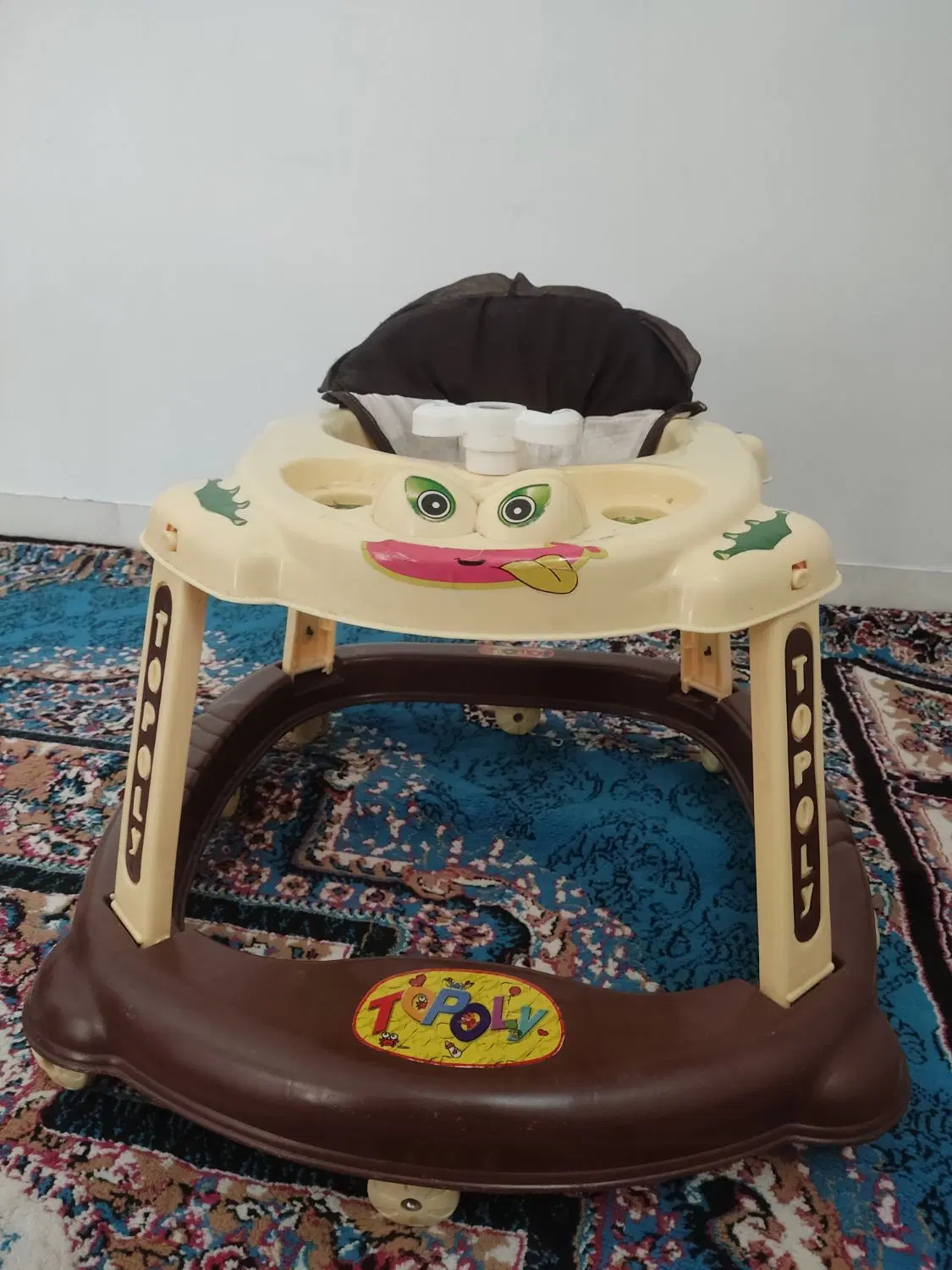 روروئک|اسباب و اثاث بچه|نیشابور, گنبد سبز|دیوار
