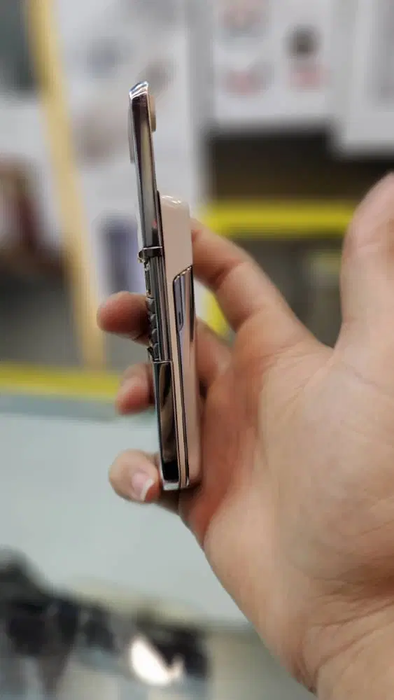 Nokia 8800sirocco edition|موبایل|تهران, بریانک|دیوار