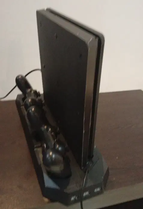 ps4 slim 1TB|کنسول، بازی ویدئویی و آنلاین|کیش, |دیوار