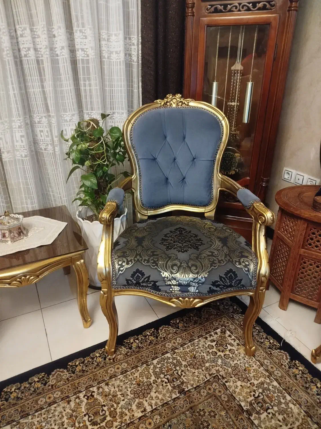 مبل ۹ نفره کلاسیک|مبلمان خانگی و میز عسلی|مشهد, شیرحصار|دیوار