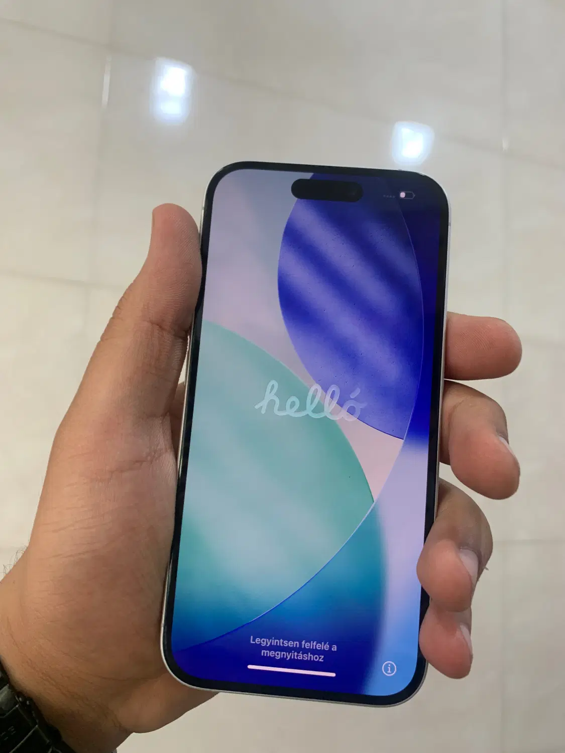 iphone 16|موبایل|کرج, کلاک نو|دیوار