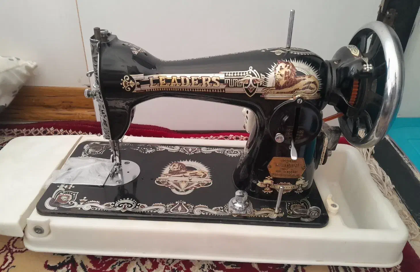 چرخ خیاطی|چرخ خیاطی و ریسندگی|تهران, خزانه|دیوار