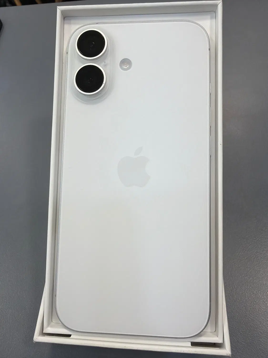 iPhone 17 normal|موبایل|تهران, میرداماد|دیوار