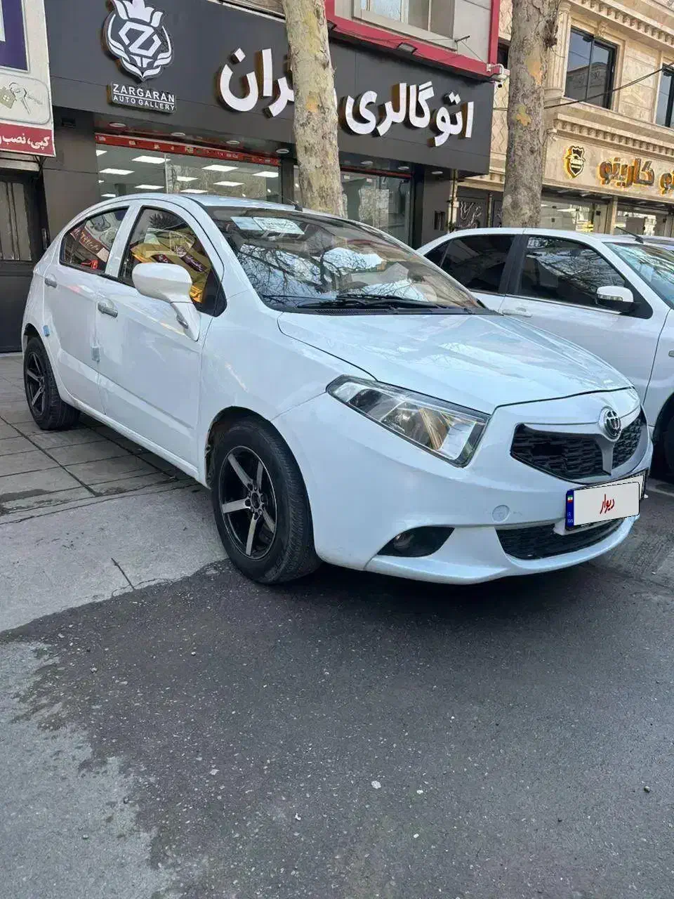 برلیانس ۲۲۰|خودرو سواری و وانت|تهران, گلستان (شهرک راه آهن)|دیوار