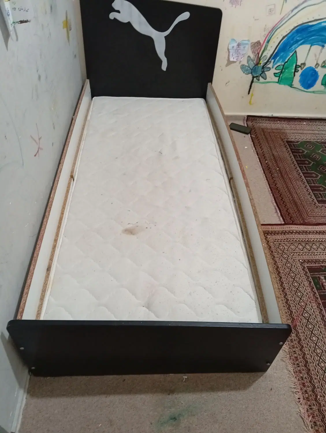 تخت|تخت و سرویس خواب|مشهد, الهیه|دیوار