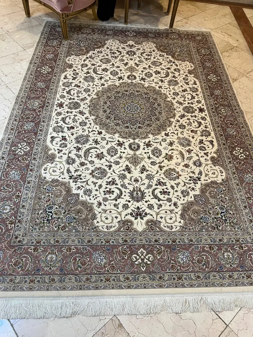 فرش|فرش|تهران, آهنگ|دیوار