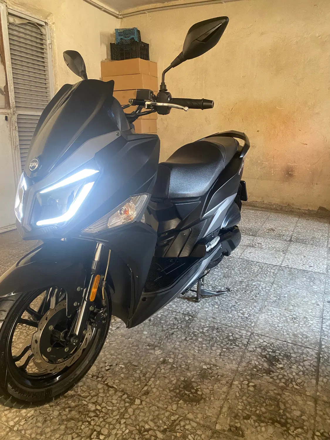j200مدل 1401|موتورسیکلت|تهران, جنتآباد جنوبی|دیوار
