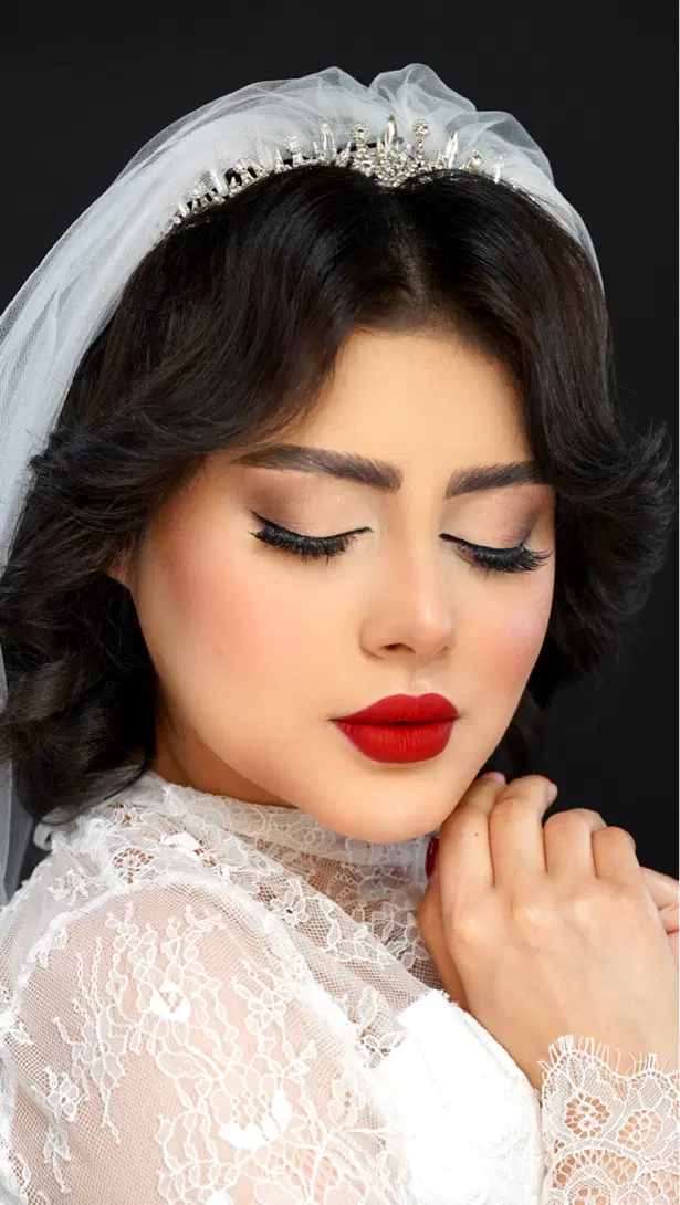 میکاپ|خدمات آرایشگری و زیبایی|دزفول, |دیوار