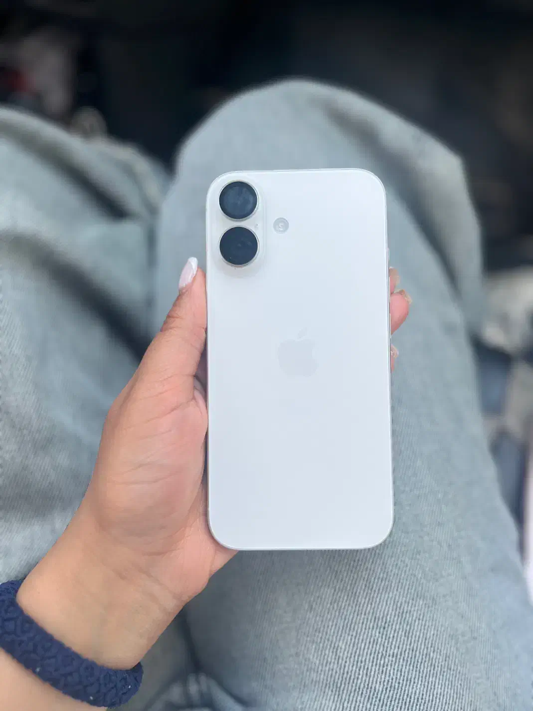 iPhone 16 normal|موبایل|اراک, |دیوار
