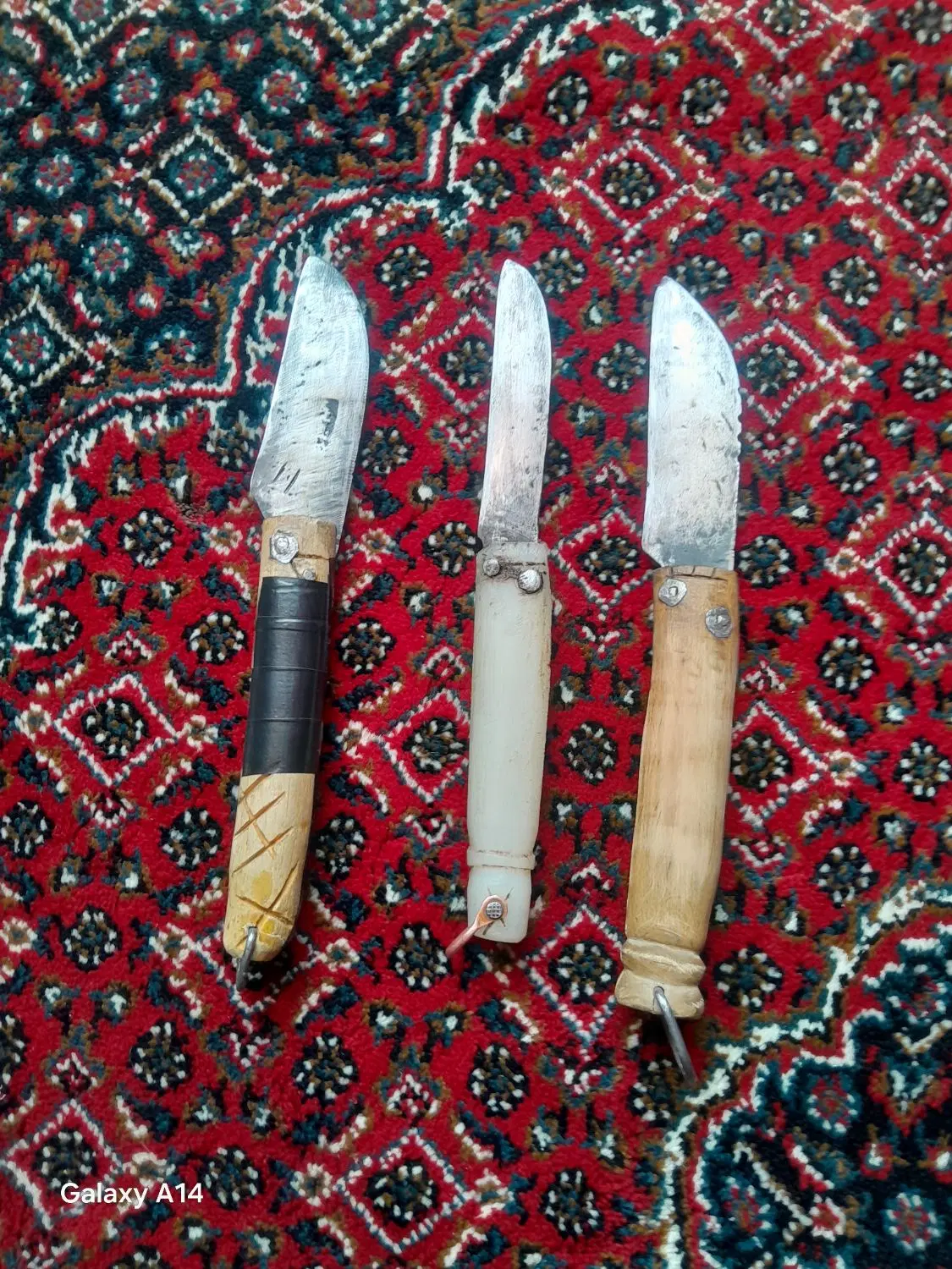 چاقو|کلکسیون اشیاء عتیقه|کامیاران, |دیوار