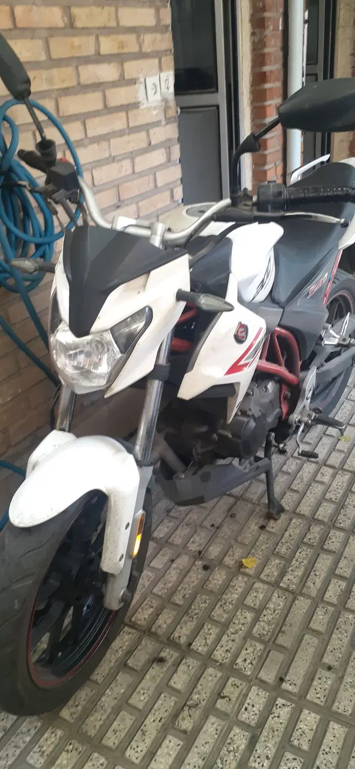 z2 200|موتورسیکلت|تهران, خواجه نظام الملک|دیوار