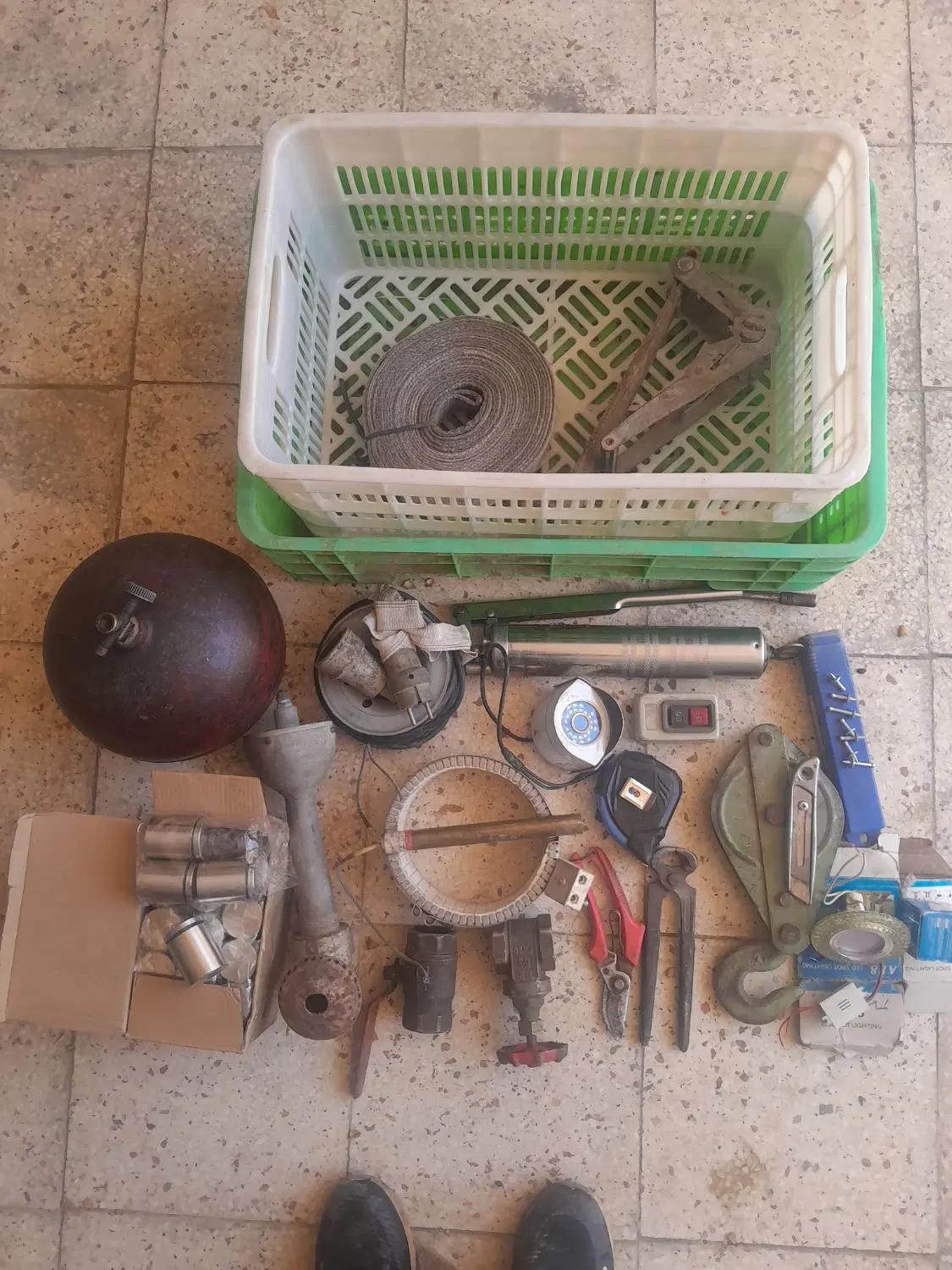 ابزار|ابزارآلات|اصفهان, خیادان|دیوار