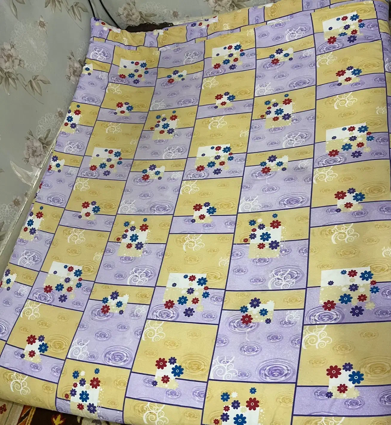 تشک|رختخواب، بالش، پتو|اهواز, زندوکیلی|دیوار