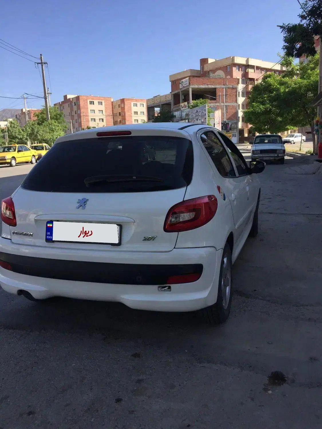 پژو ۲۰۷|خودرو سواری و وانت|بجنورد, |دیوار