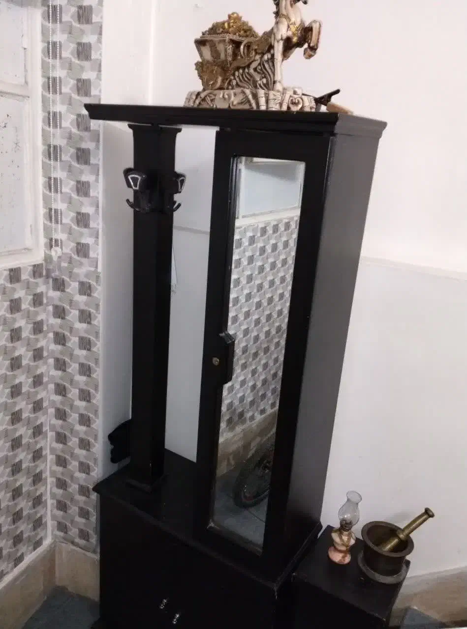 جاکفشی|جاکفشی، کمد، دراور|قم, هفت تیر|دیوار