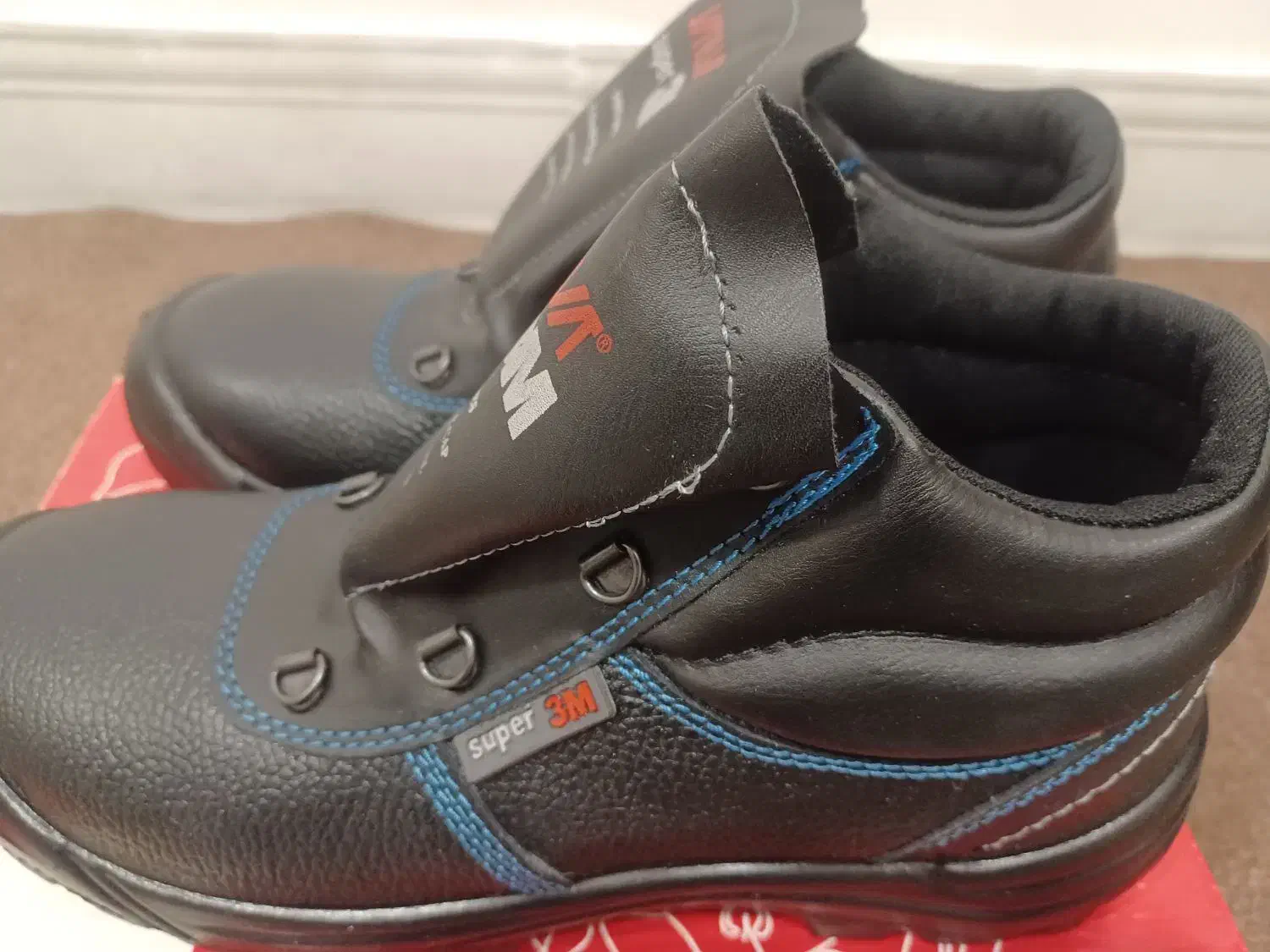 کفش کار|کیف، کفش، کمربند|فرخ‌شهر, |دیوار