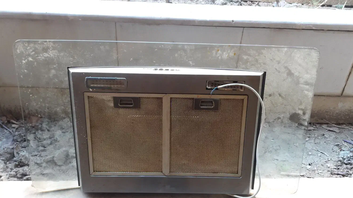 هود|هود|شاهین‌شهر, فردوسی|دیوار