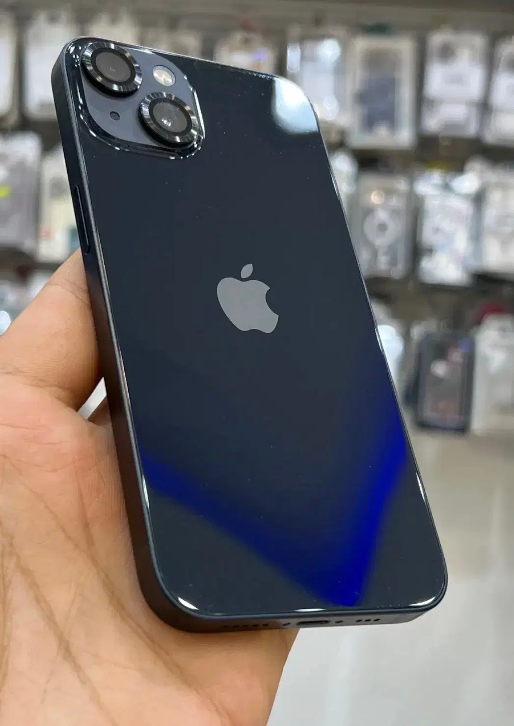 iPhone 13|موبایل|ساری, |دیوار
