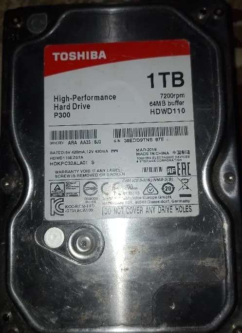 هارد TOSHIBA|قطعات و لوازم جانبی رایانه|حمیدیه, |دیوار