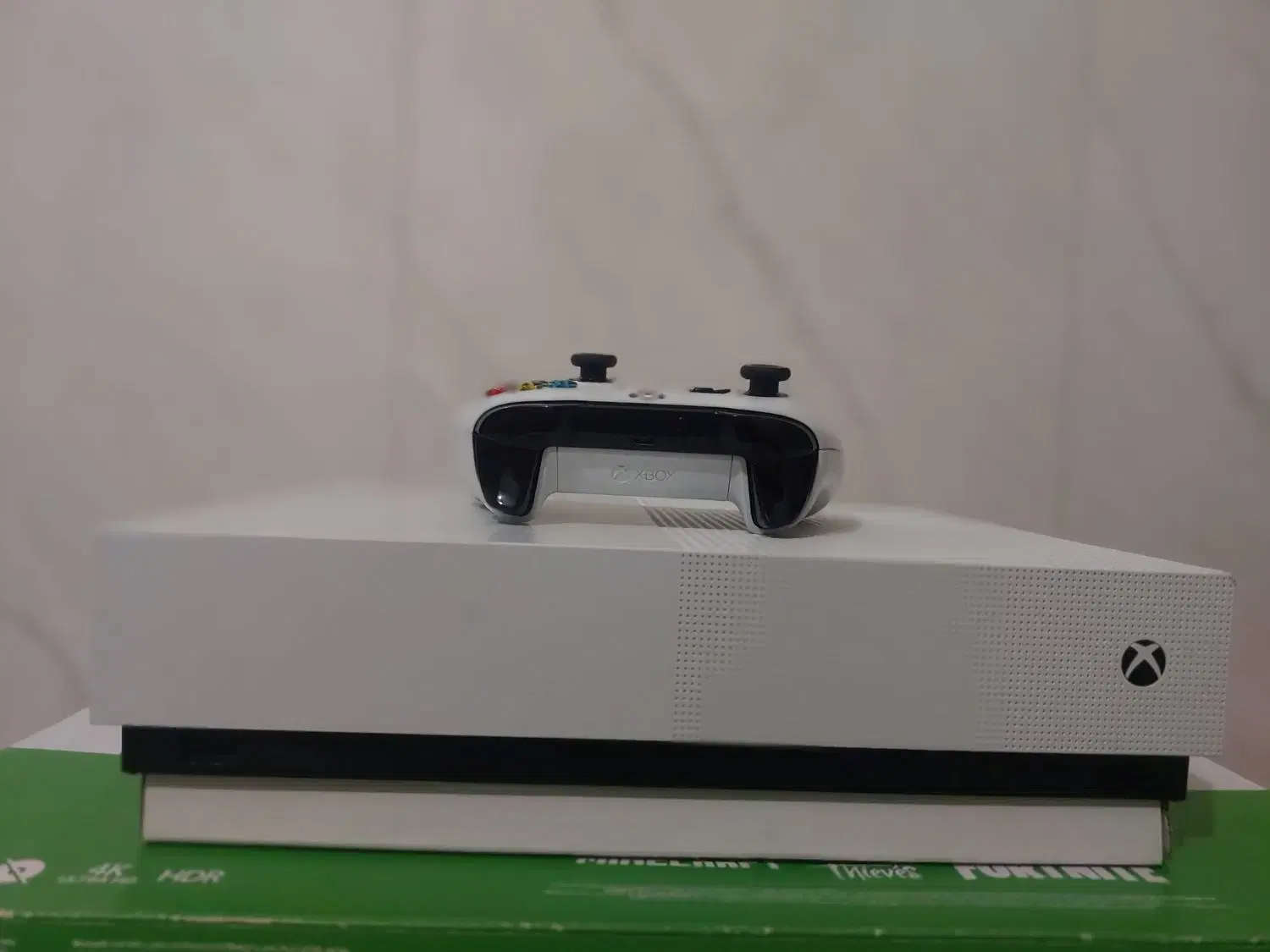 Xbox ONE S|کنسول، بازی ویدئویی و آنلاین|همدان, |دیوار